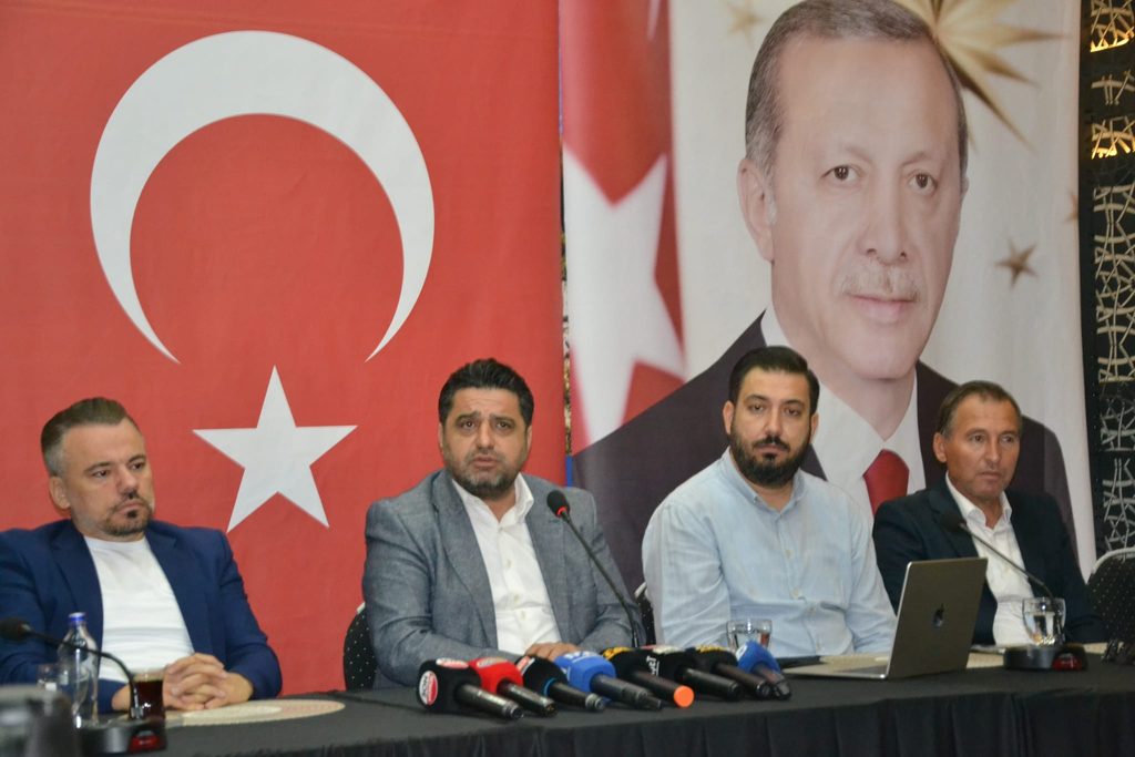 AK Parti’den Başkan Şimşek’e Sert Çıkış: “İki Buçuk Yıldır Bir Tane Hizmet Gösterin”