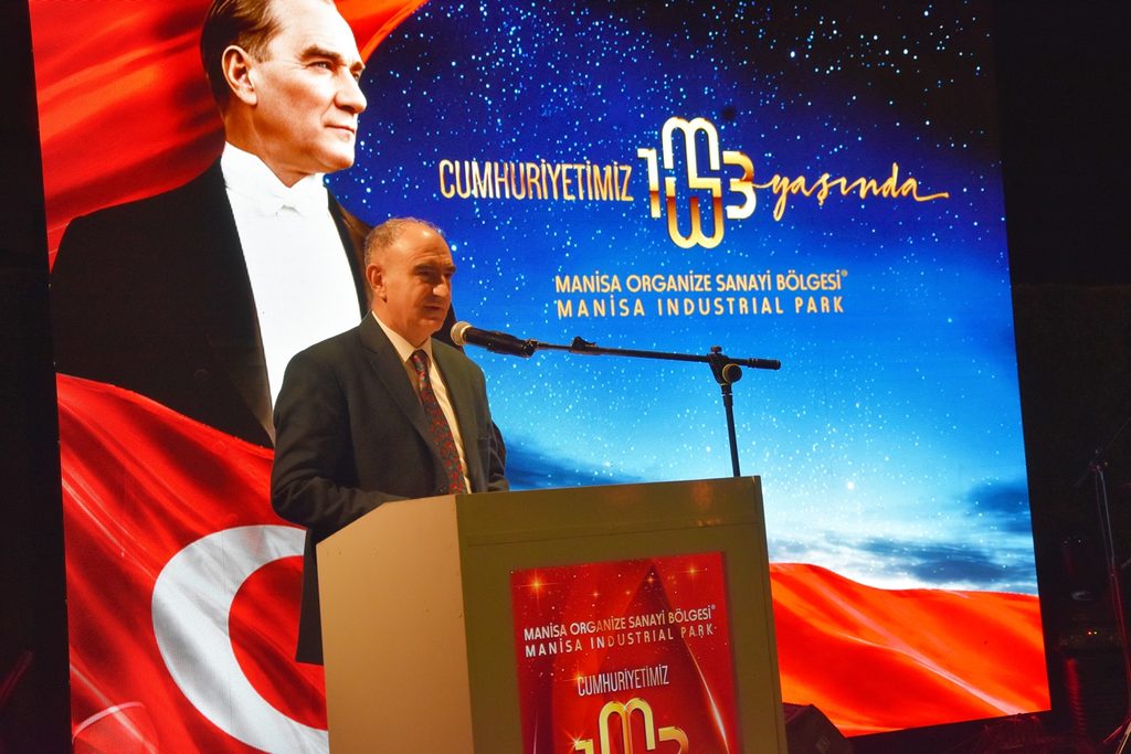 Manisa OSB'de Cumhuriyetin 103. Yılı Görkemli Bir Geceyle Kutlandı