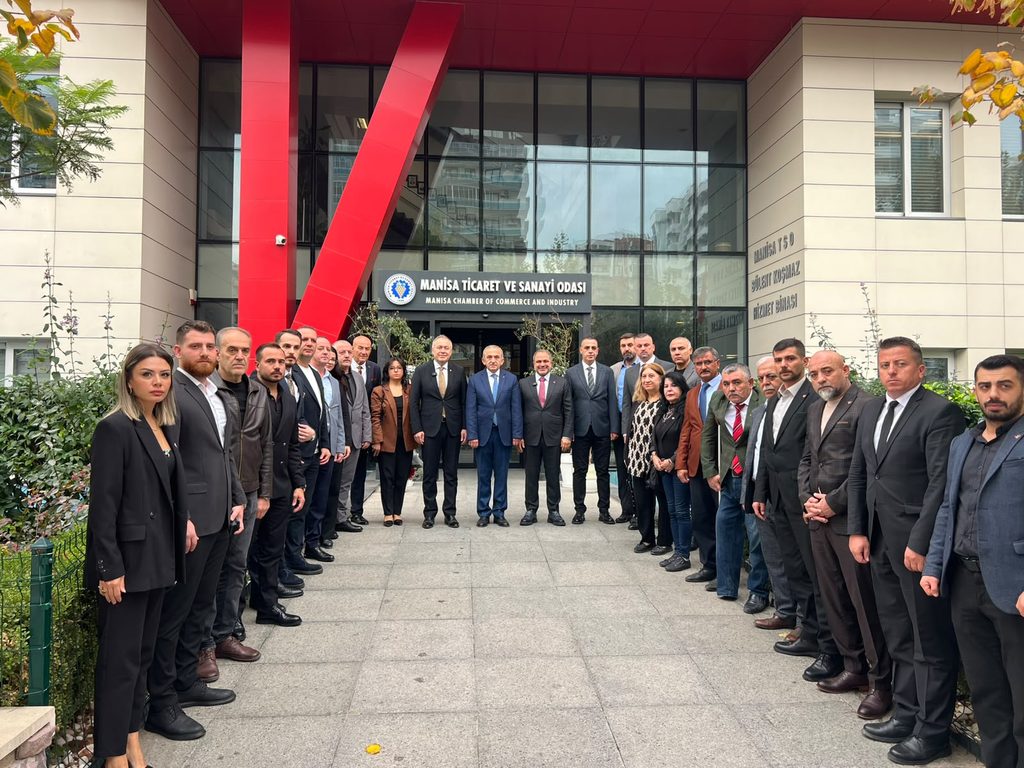 Nurullah Savaş ve Ali Uçak'tan Manisa TSO'ya Ziyaret: Gündem Ortak Akıl 17 Nurullah Savaş ve Ali Uçak'tan Manisa TSO'ya Ziyaret: Gündem Ortak Akıl