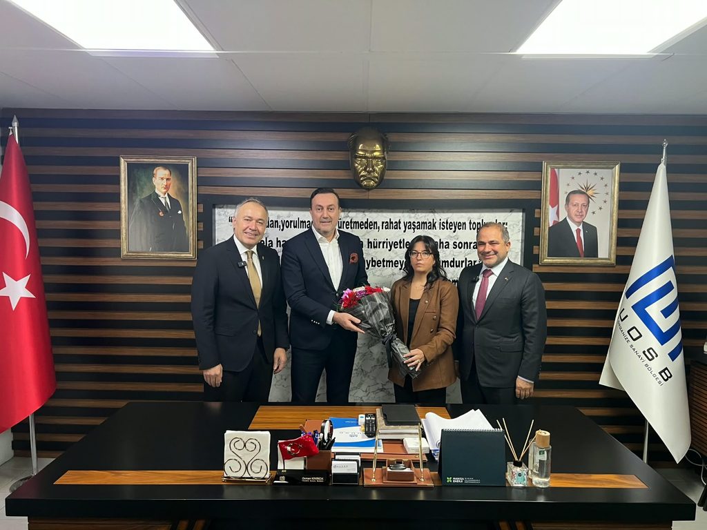 MHP Manisa Heyetinden Kurum Ziyaretleri: Gündem "Terörsüz Türkiye" 19 MHP Manisa Heyetinden Kurum Ziyaretleri: Gündem "Terörsüz Türkiye"