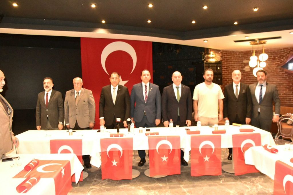 Manisa Dostlar Meclisi’nde Üreticinin Sesi Yükseldi: Çiftçi Borçlarına Erteleme Talebi 16 Manisa Dostlar Meclisi’nde Üreticinin Sesi Yükseldi: Çiftçi Borçlarına Erteleme Talebi