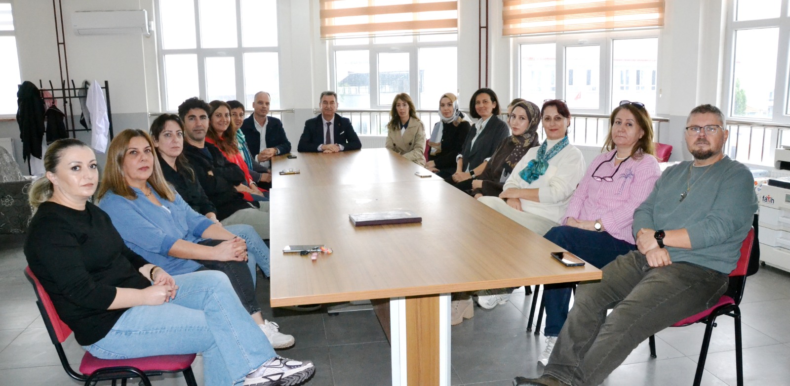 Metin Gençay'dan Dr. Ömer Faruk Meriç İlkokulu'na Ziyaret: Eğitim Faaliyetleri İncelendi