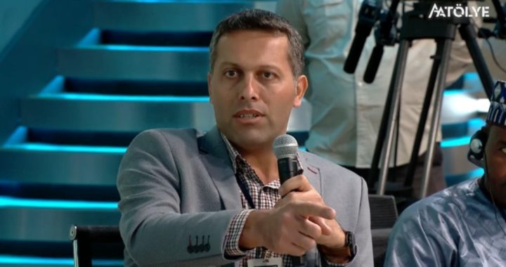 Azerbaycanlı Gazeteci Mensimov'dan Kardeşlik Vurgusu: "Türkiye'ye Karşı Hiç Protesto Düzenlemedik"
